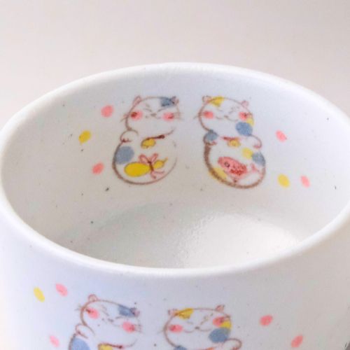 招財貓抹茶碗特寫